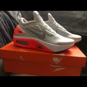 Nike Adapt Auto Max Infrared Mens US Size 10 worn twice  comes w/box